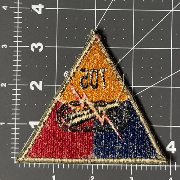 WW2 US Army 705th Tank Destroyer Battalion Patch - #1510 - Picture 2 of 2